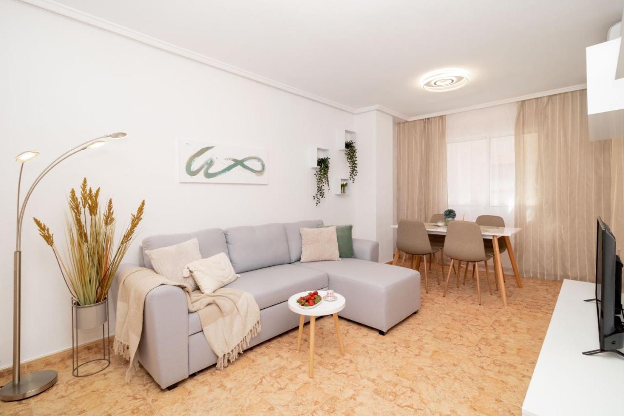 Appartamento Piso En El Centro Torrevieja Esterno foto