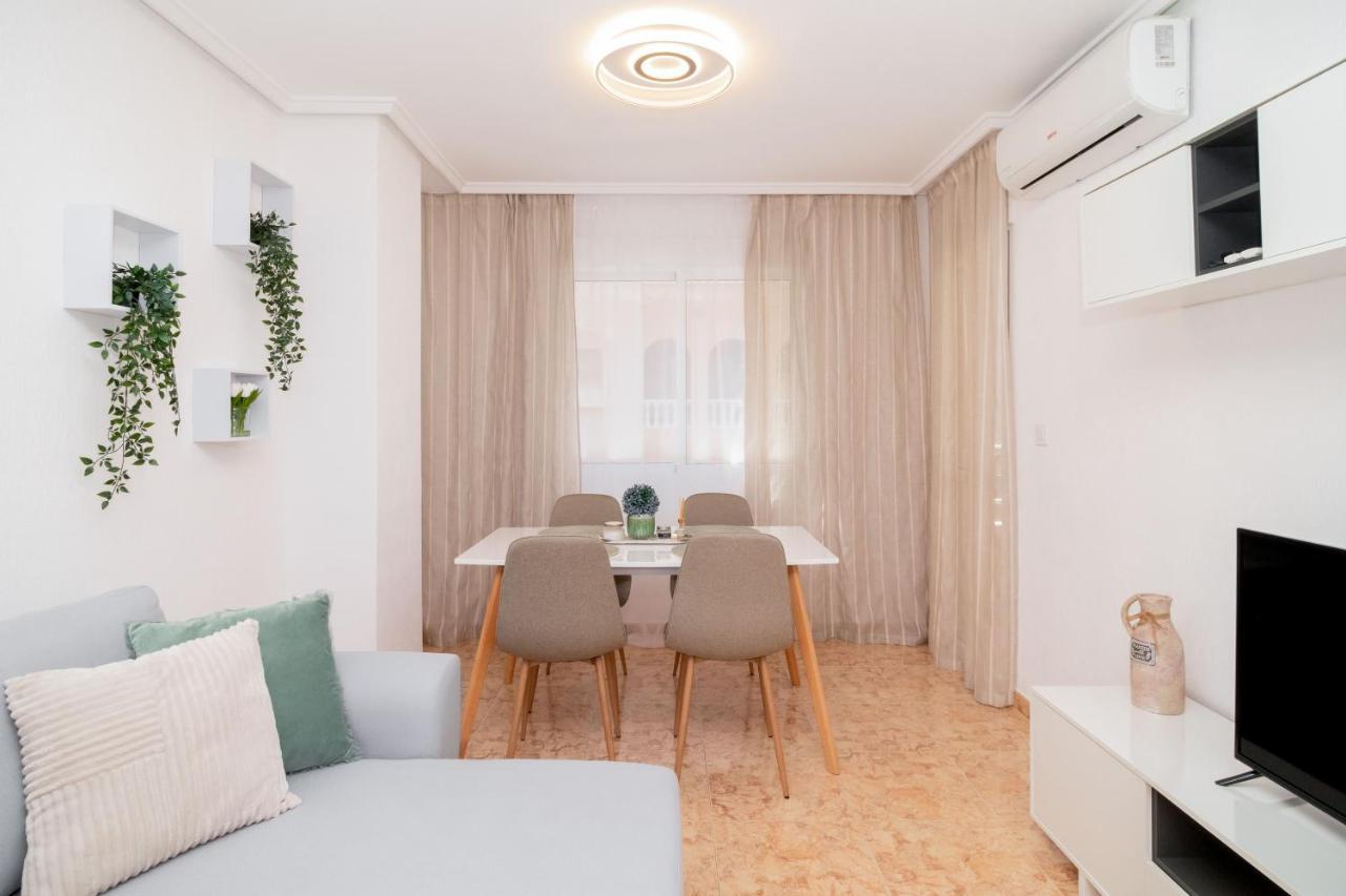Appartamento Piso En El Centro Torrevieja Esterno foto