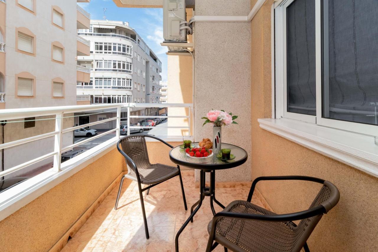 Appartamento Piso En El Centro Torrevieja Esterno foto