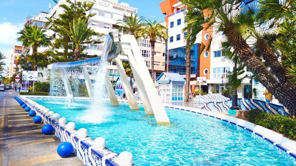Appartamento Piso En El Centro Torrevieja Esterno foto