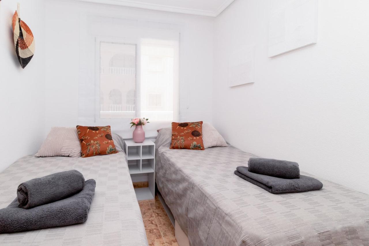 Appartamento Piso En El Centro Torrevieja Esterno foto